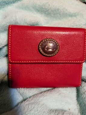 Dooney & Bourke Small Red Leather Compact Wallet with Signature  Logo